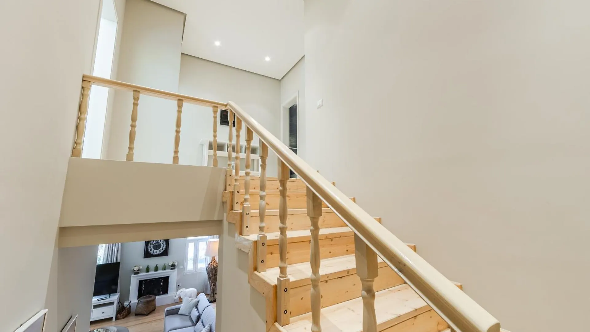 Luxury Villa Emma Dıraç