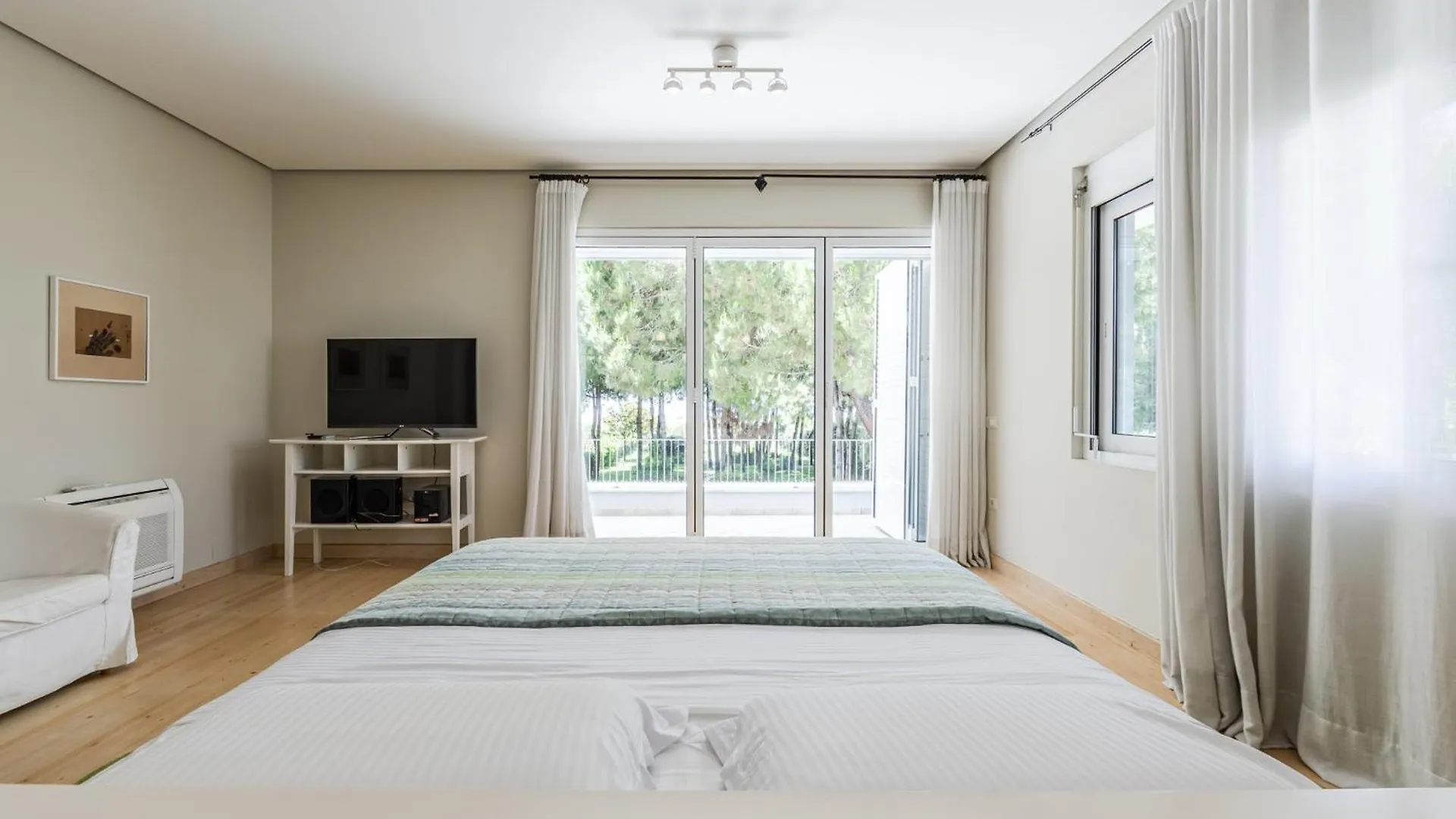 Luxury Villa Emma Dıraç