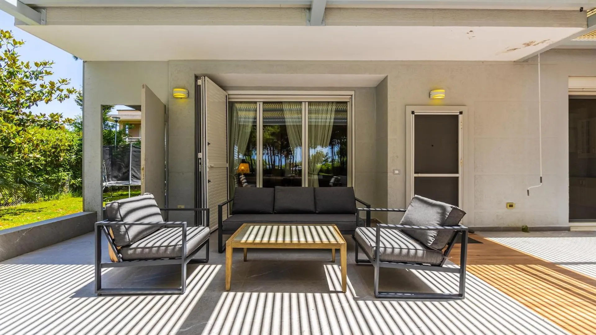Luxury Villa Emma Dıraç